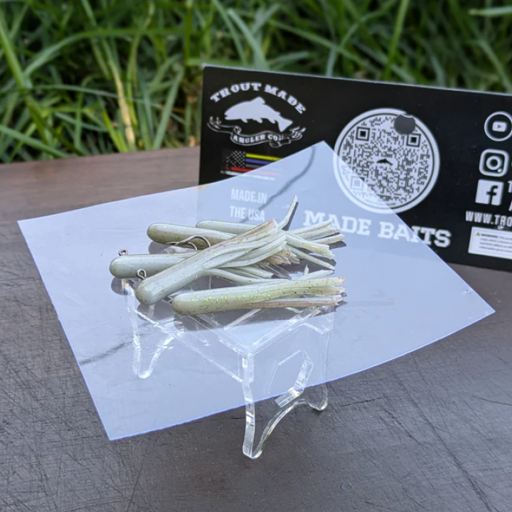 The BWO color (Blue Winged Olive) imitates a dry fly pattern but in a mini jig form.